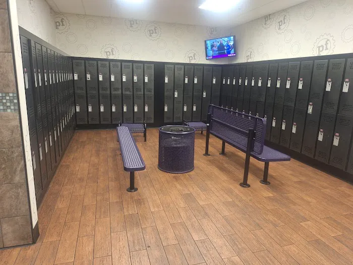 Planet Fitness Picture 10