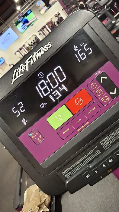 Planet Fitness Picture 2