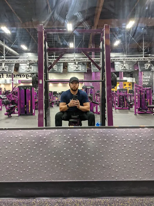 Planet Fitness Picture 8