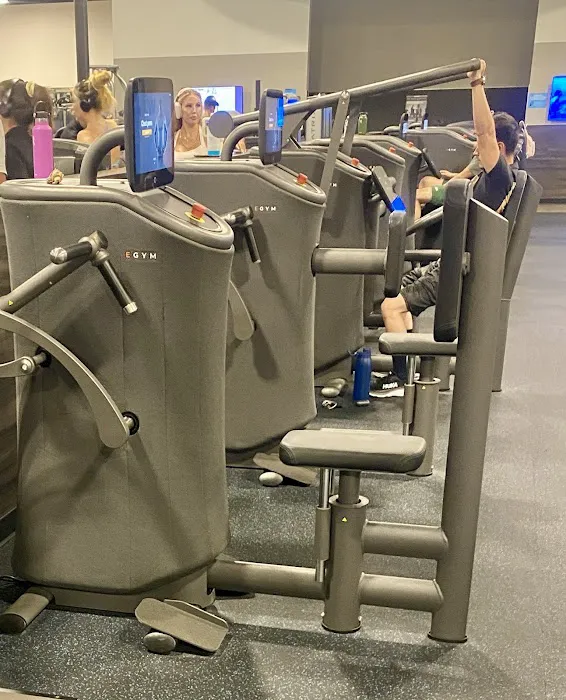 EōS Fitness Picture 6