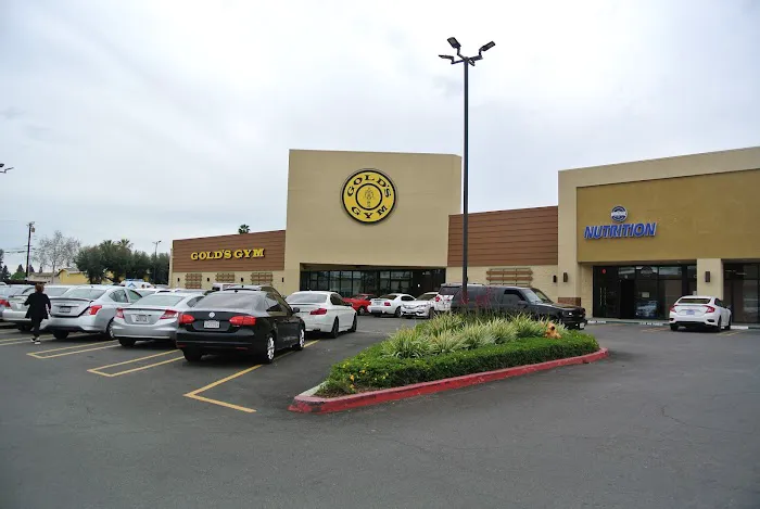 Gold's Gym Garden Grove Picture 6