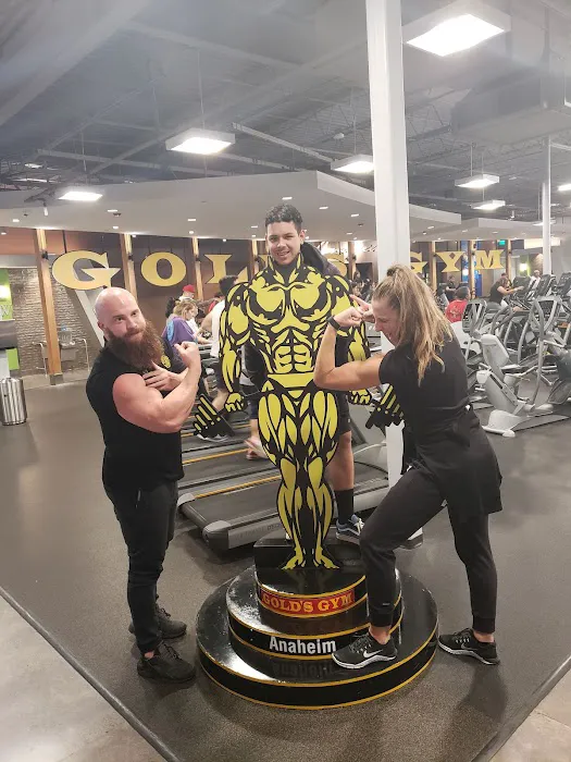 Gold's Gym Garden Grove Picture 2