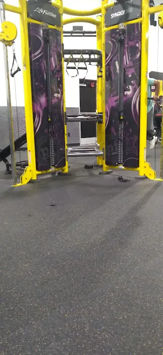 Planet Fitness Picture 1
