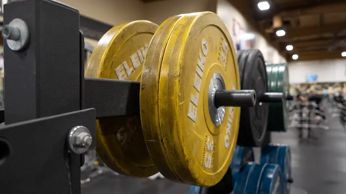 24 Hour Fitness Picture 2