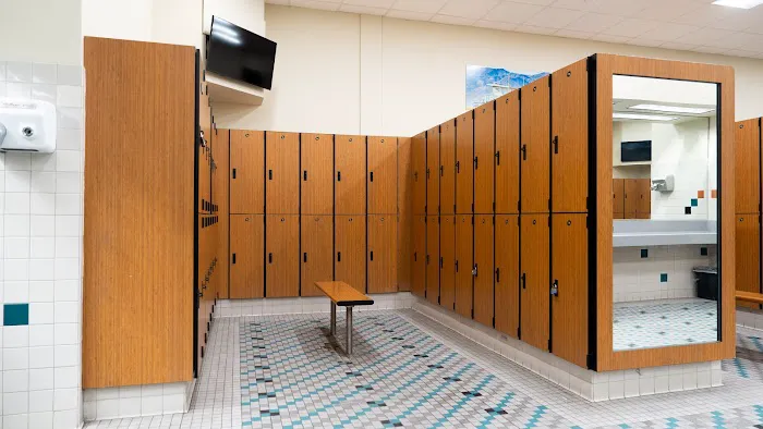 24 Hour Fitness Picture 10