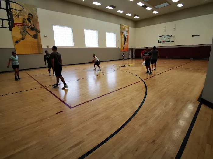 LA Fitness Picture 3