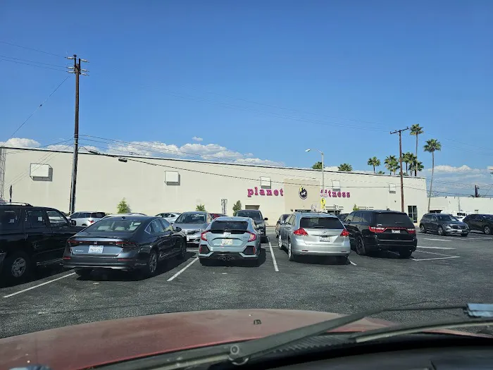 Planet Fitness Picture 2