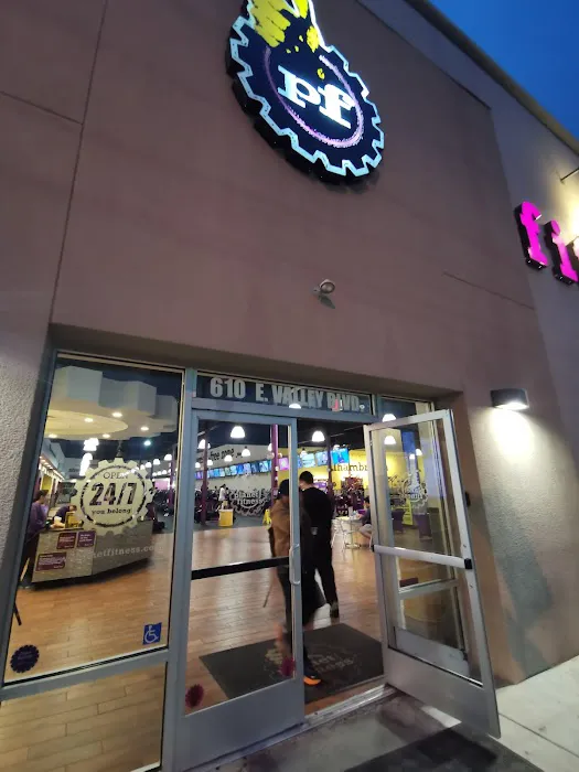 Planet Fitness Picture 4