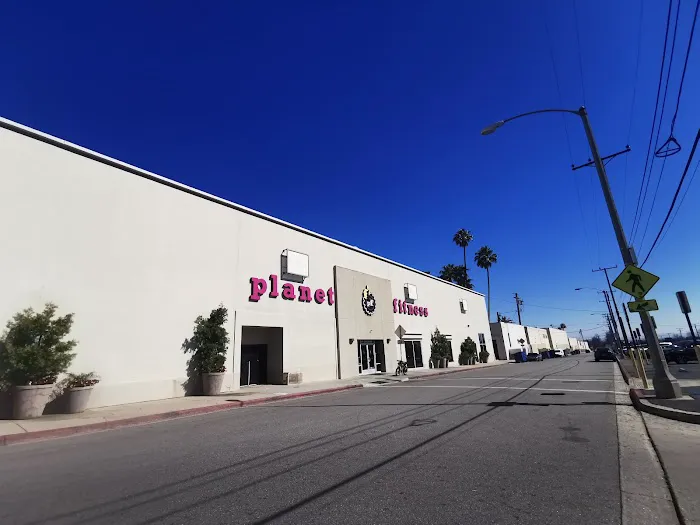 Planet Fitness Picture 9