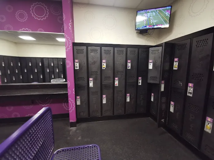 Planet Fitness Picture 8