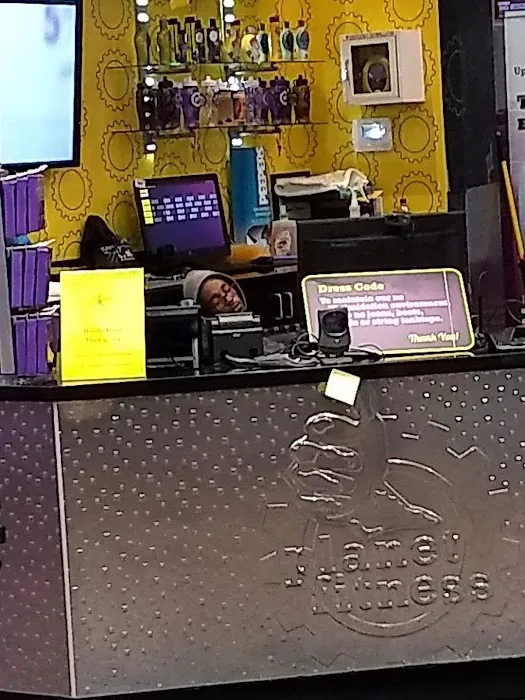 Planet Fitness Picture 4