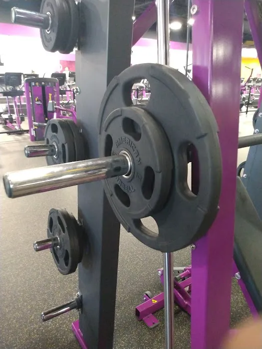 Planet Fitness Picture 8
