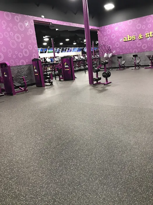 Planet Fitness Picture 6