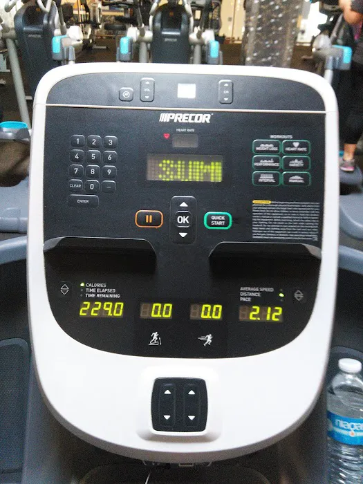 24 Hour Fitness Picture 9