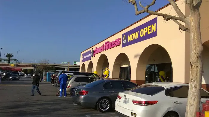 Planet Fitness Picture 2