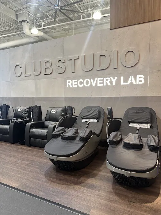 Club Studio Picture 3