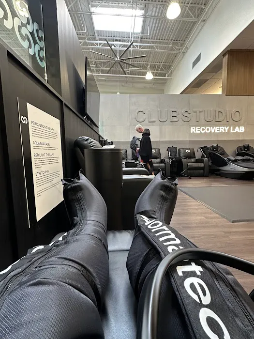 Club Studio Picture 6