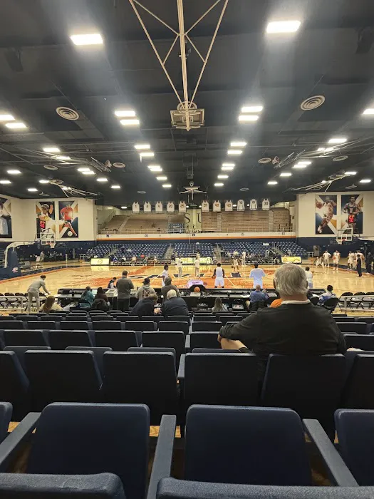 Titan Gymnasium Picture 7