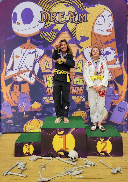 Titan Gymnasium Picture 3