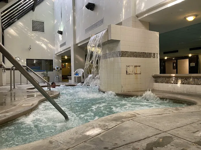 Meridian Qube Fitness Center Picture 9