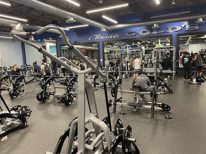 Gold's Gym Anaheim Town Square Picture 5