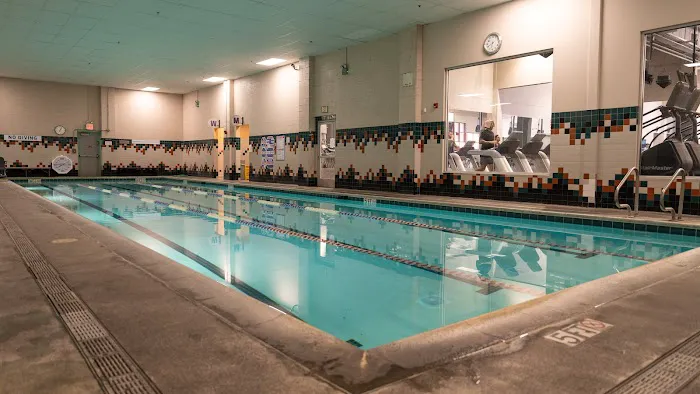 24 Hour Fitness Picture 3