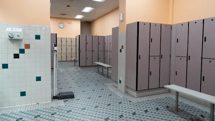 24 Hour Fitness Picture 6