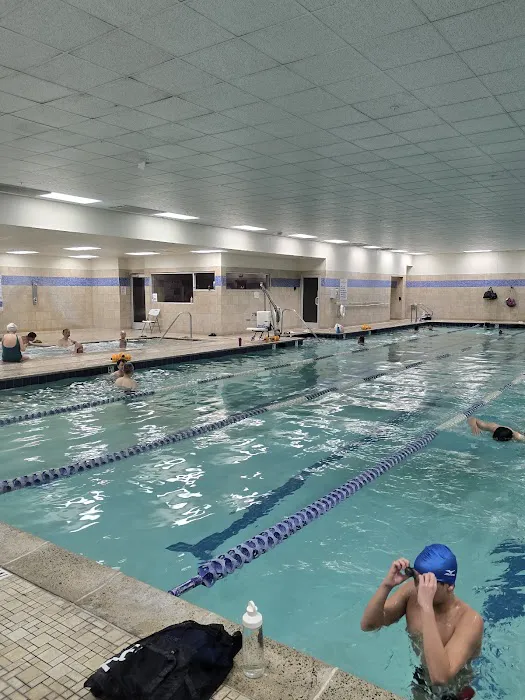 LA Fitness Picture 5