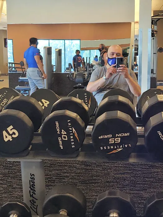 LA Fitness Picture 7