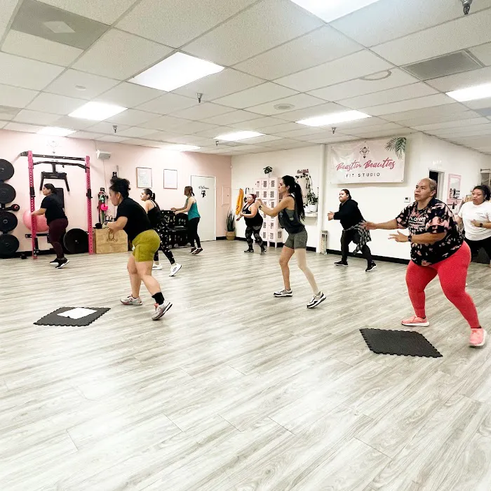 Beastin Beauties Fit Studio Picture 6