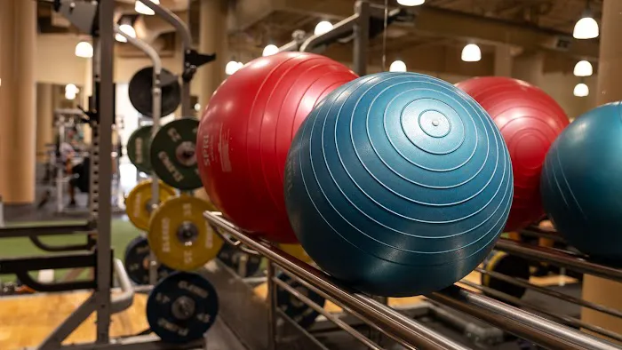 24 Hour Fitness Picture 9