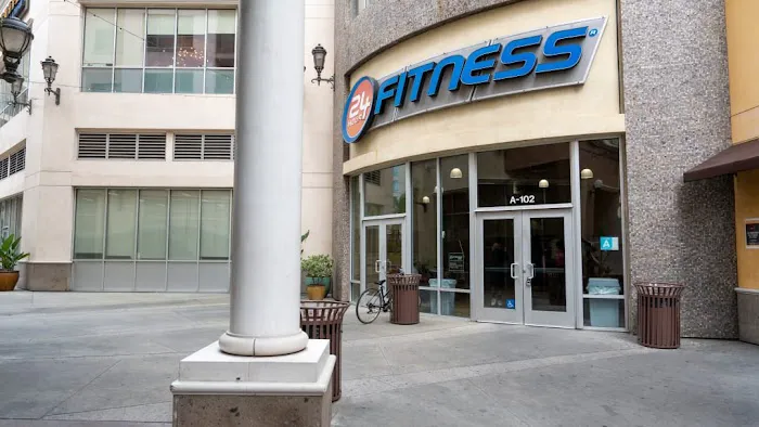 24 Hour Fitness Picture 6