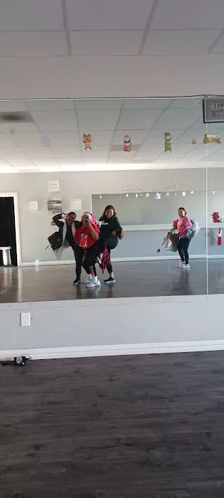 One Team Fitness and Nutrition Picture 2