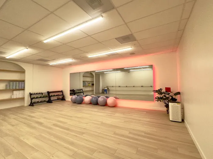 Pure Yoga and Pilates Picture 8