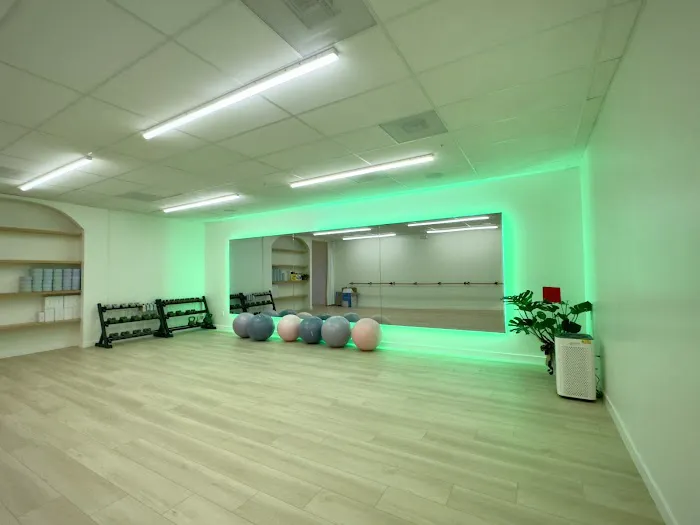 Pure Yoga and Pilates Picture 10