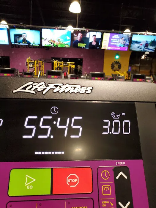 Planet Fitness Picture 5