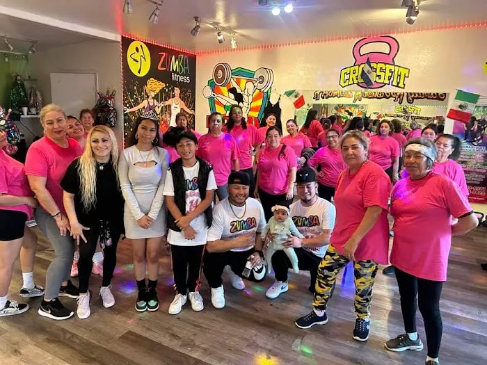 Zumba Manny Paty Rincon Picture 4