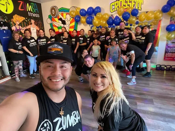 Zumba Manny Paty Rincon Picture 5