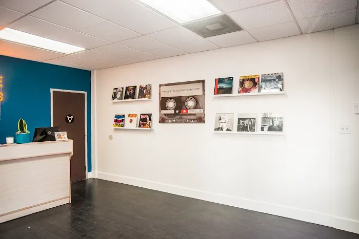 Backyard Fitness - Crossfit, Boxing, Olympic Weight-lifting Picture 10