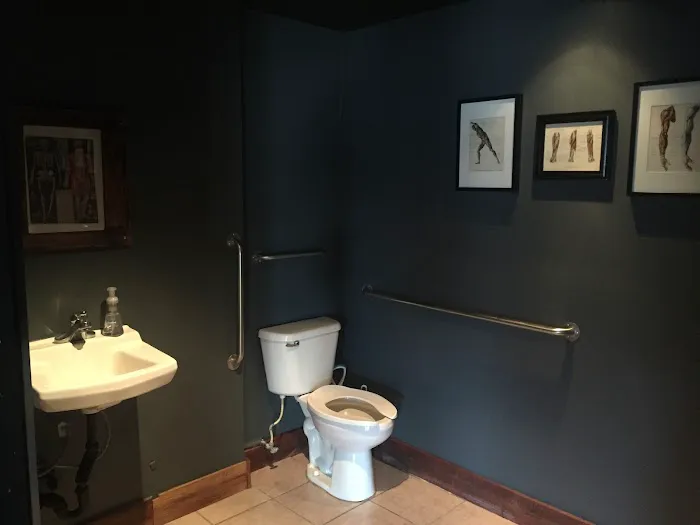 Fourth Street Annex Picture 8