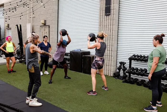 Hybrid House - Signal Hill, CA Picture 8