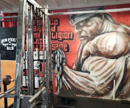 Iron Addicts Gym