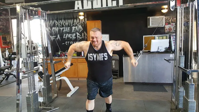 Iron Addicts Gym Picture 7
