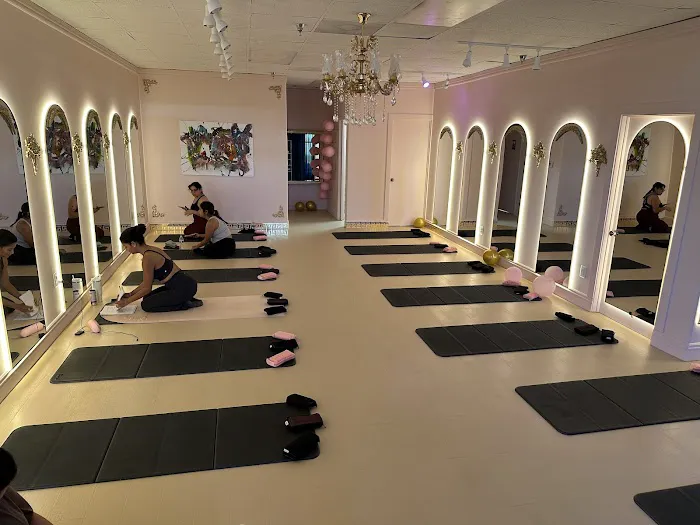 EMOSA PILATES Picture 1