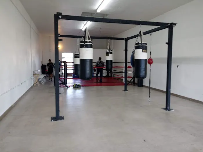 LICONA BOXING GYM Picture 8