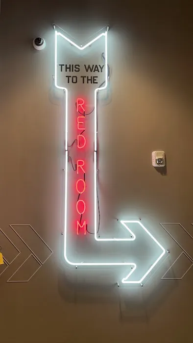 Barry's Long Beach Picture 7