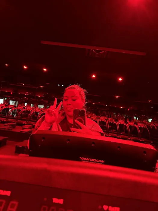 Barry's Long Beach Picture 1