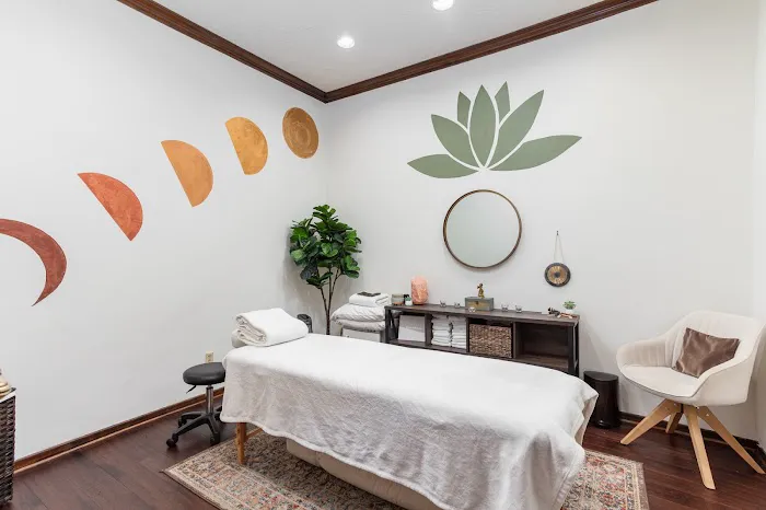 Yogalution Movement & Wellness Picture 3