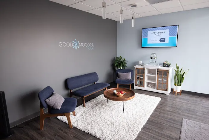 Good Moodra Yoga Picture 2