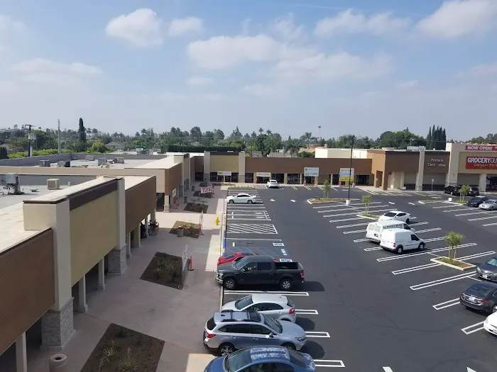 Crunch Fitness - Placentia Picture 5